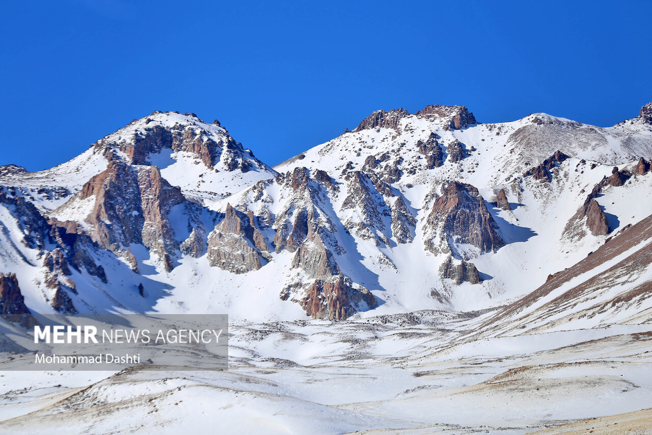 تفریحات زمستانی در دامنه کوه سبلان