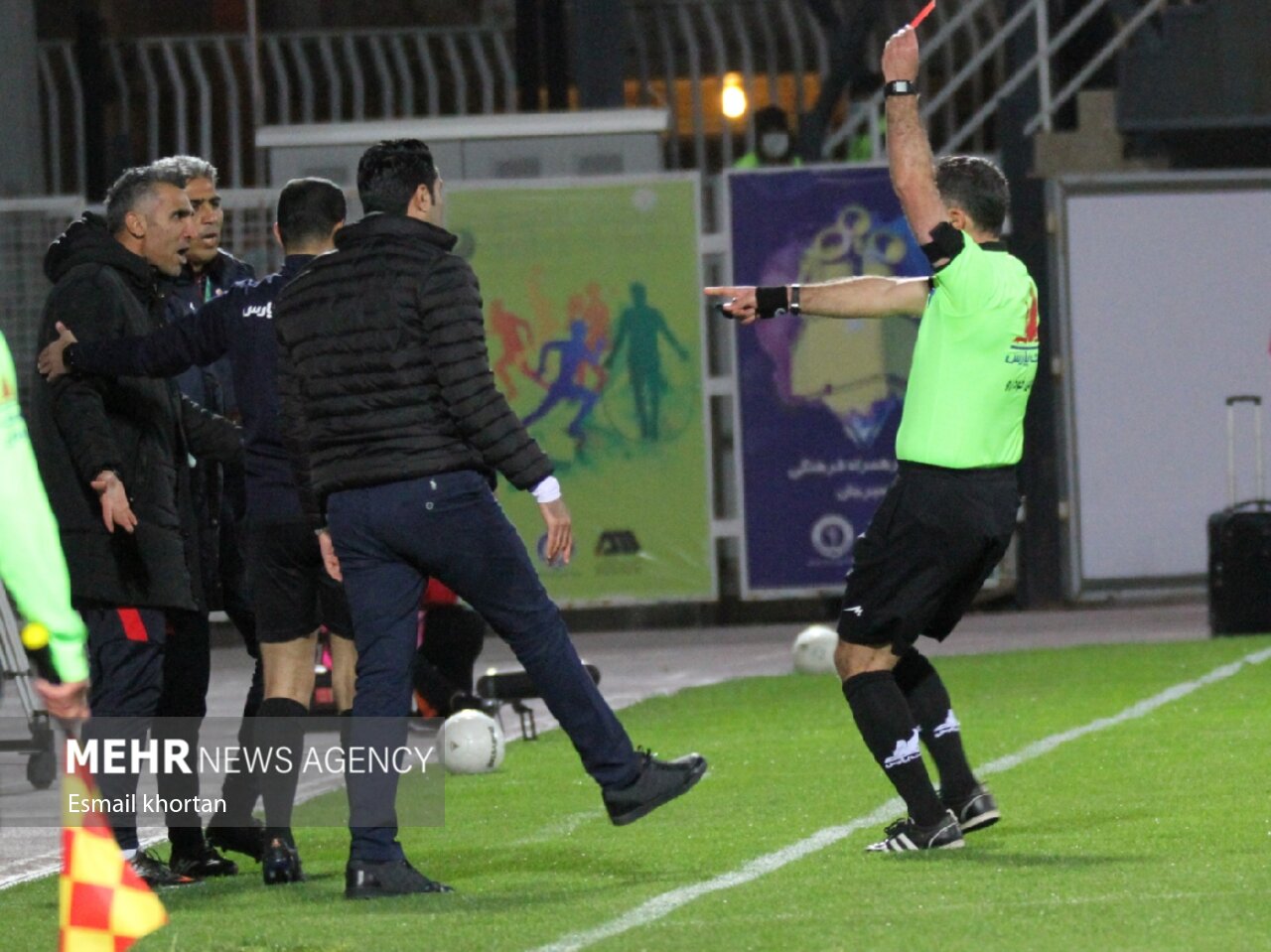 سوپر جام فوتبال ایران بازی پرسپولیس و فولاد خوزستان