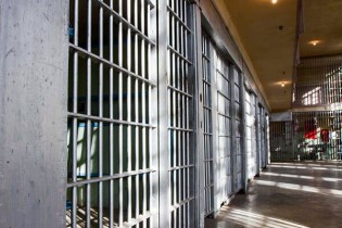 دستور ویژه رئیس قوه قضائیه برای اعطای مرخصی به زندانیان