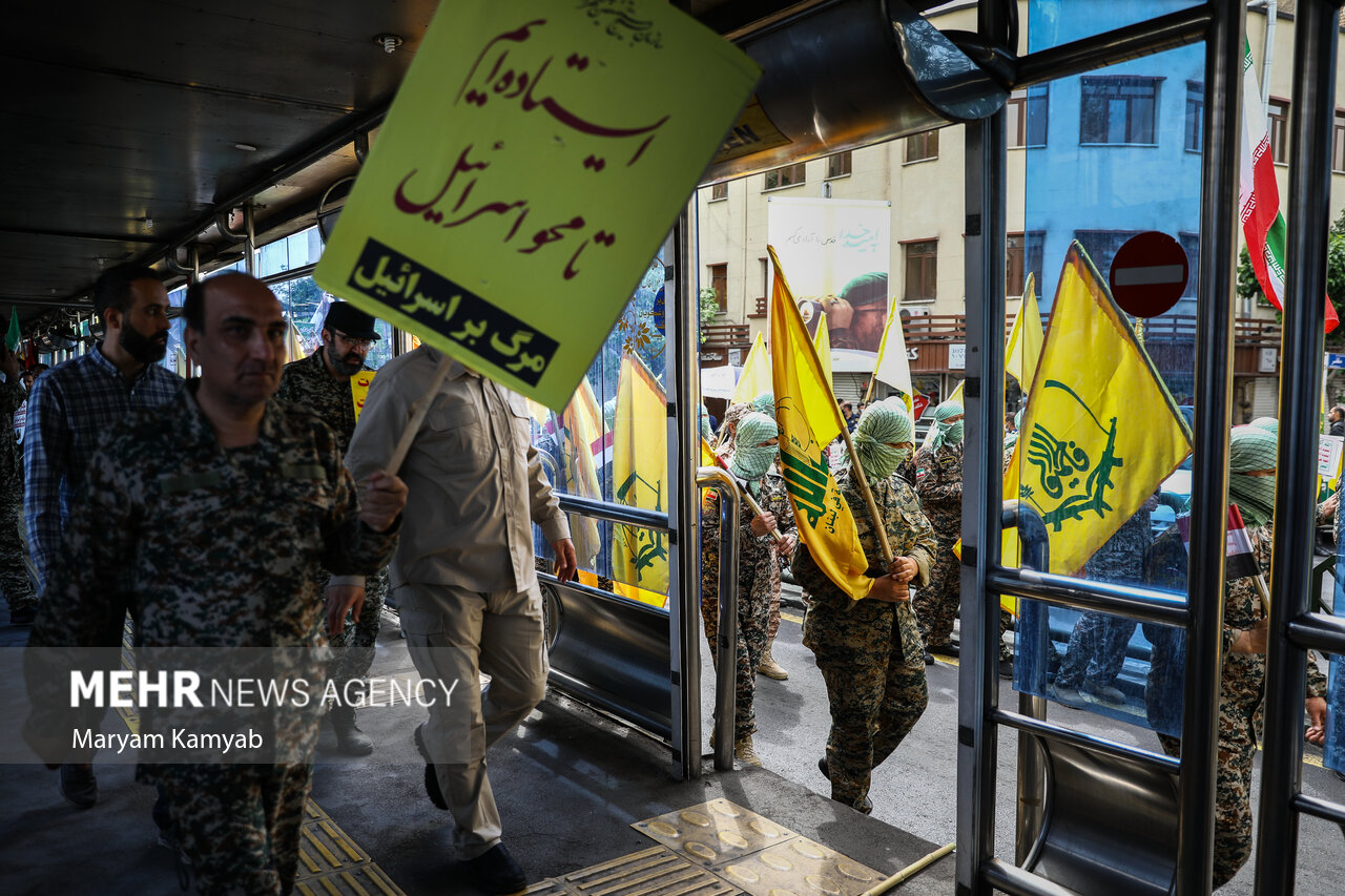 راهپیمایی روز جهانی قدس در تهران صبح جمعه ۹ اردیبهشت ۱۴۰۱ با حضور گسترده مردم برگزار شد