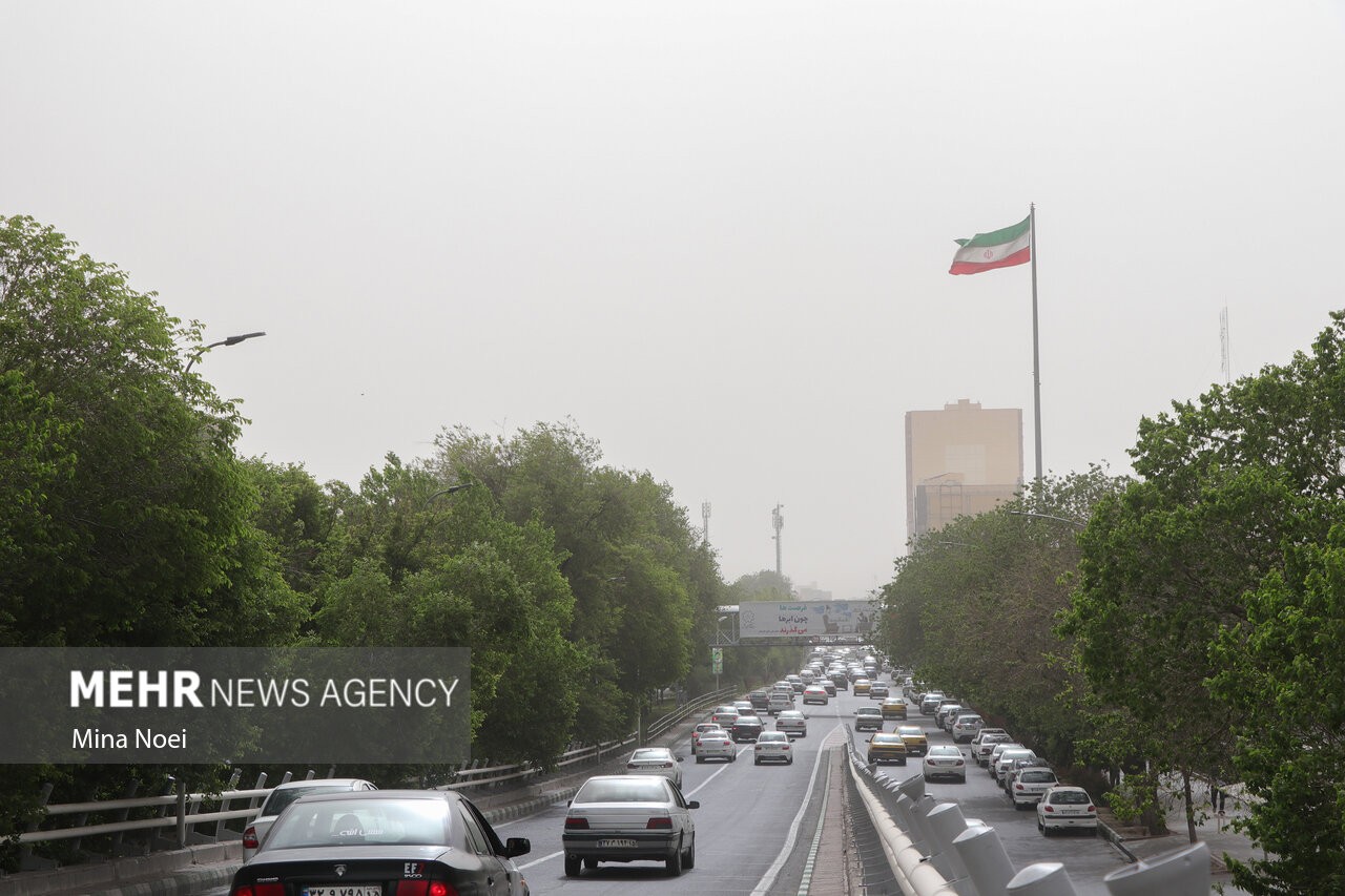 تصاویر / وضعیت بحرانی آلودگی هوا در تبریز  