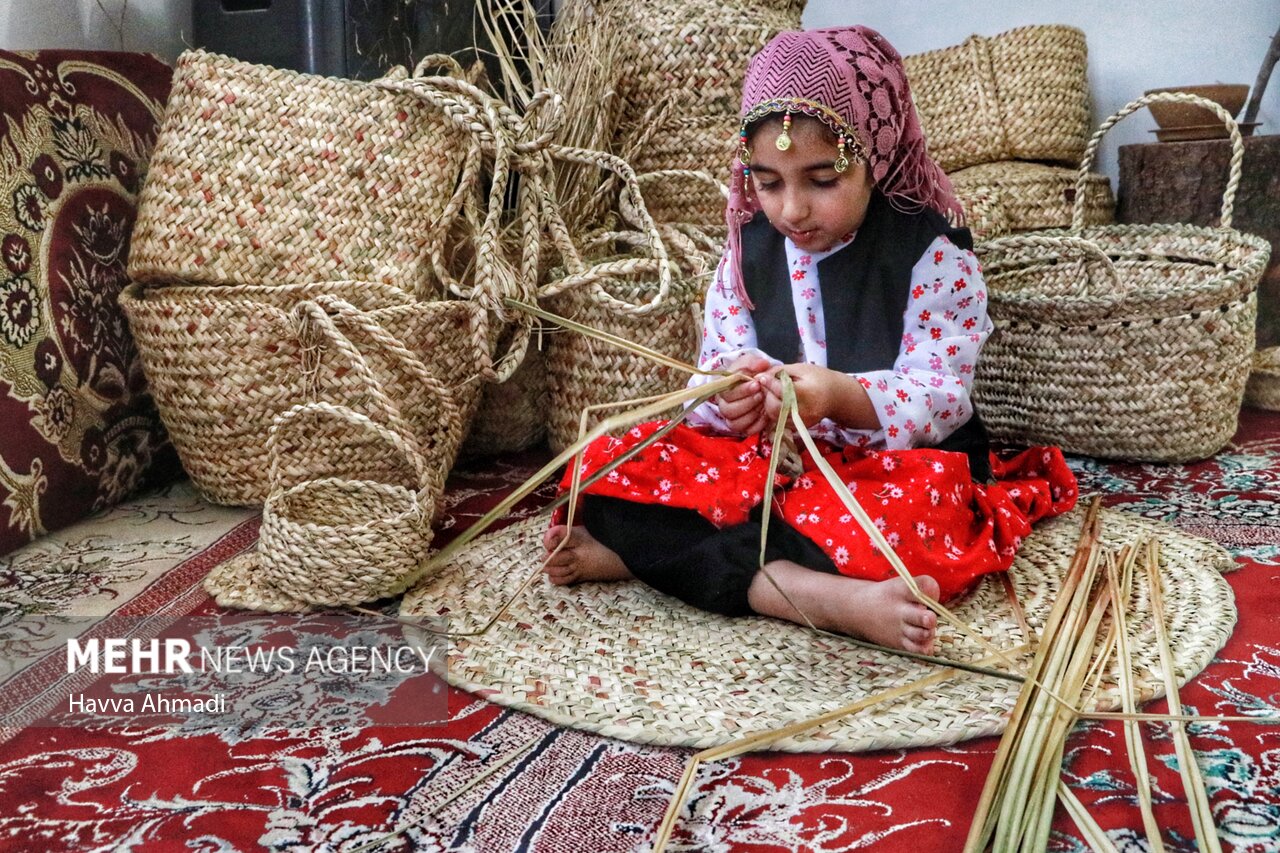 گالی بافی «حصیربافی»