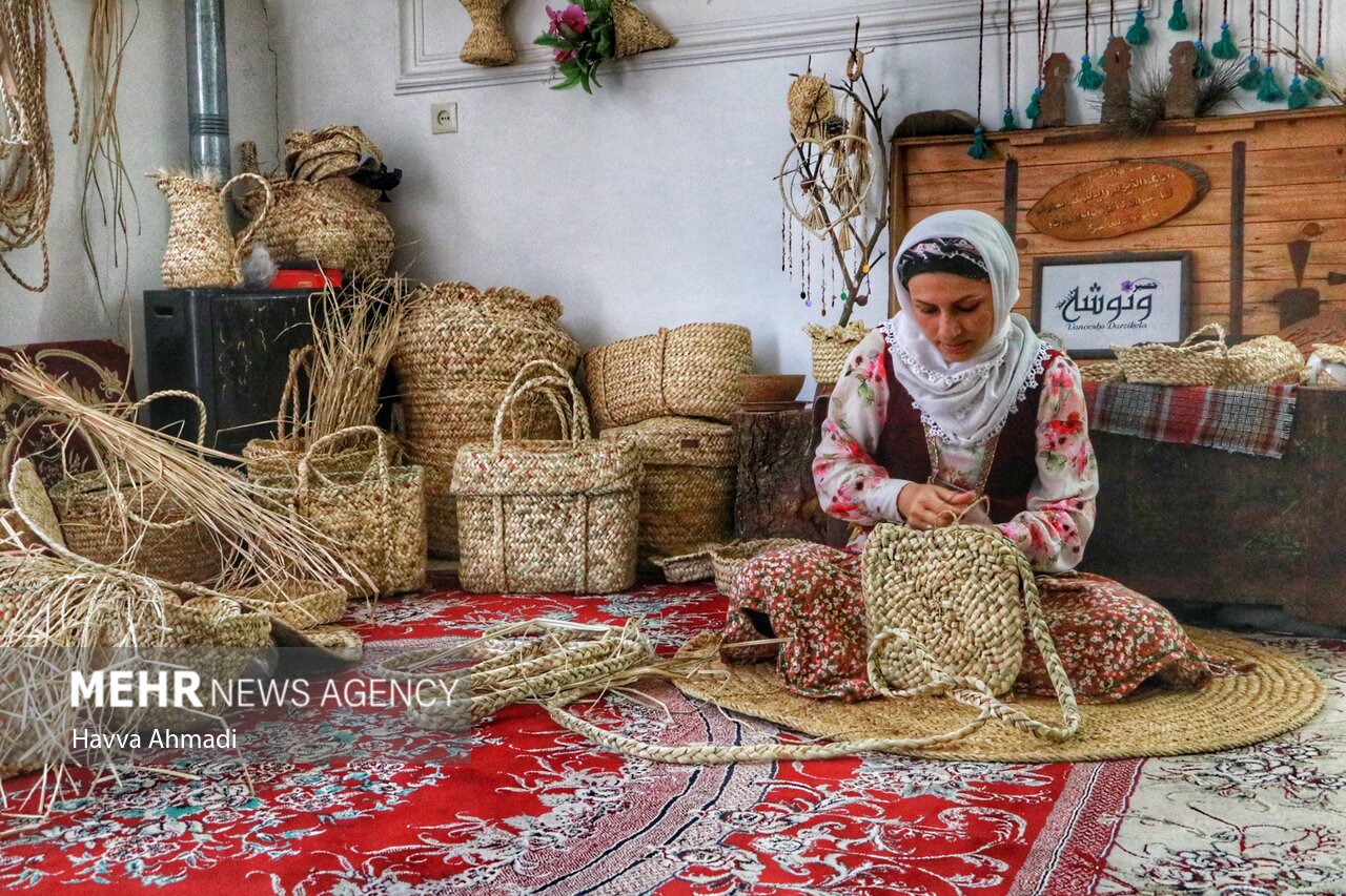 گالی بافی «حصیربافی»