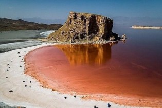 تهدید طوفان نمکی در نتیجه بحران خشک شدن دریاچه ارومیه