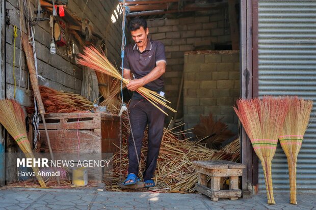 هنر سنتی جاروبافی