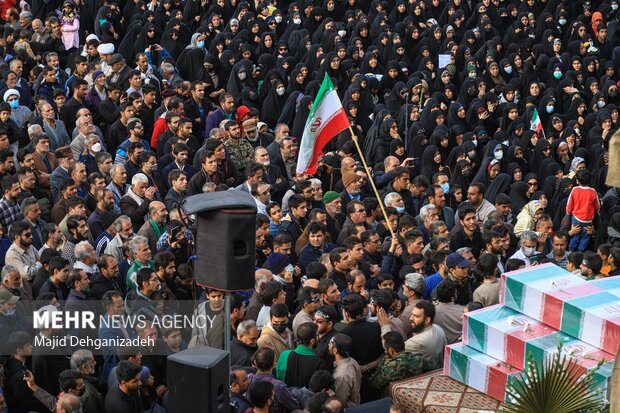 ۱۵ شهید بی نشان در آغوش شهر جهانی