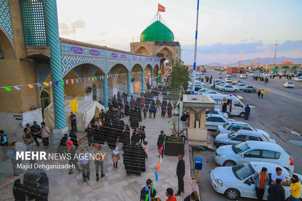 پیاده پیمایی در شب میلاد حضرت ابوالفضل العباس(ع)