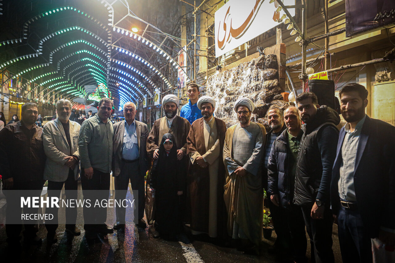 حجت‌الاسلام محمد قمی در جشن مردمی نیمه شعبان در محله نیروهوایی شرق تهران حضور یافت