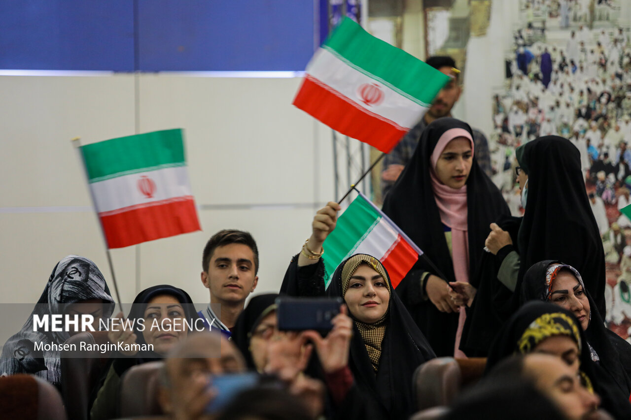 ویژه برنامه روز ۱۲فروردین در مصلی تهران در حاشیه نمایشگاه بین‌المللی قرآن برگزار شد