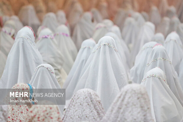 آیین جشن تکلیف فرشته ها در همدان