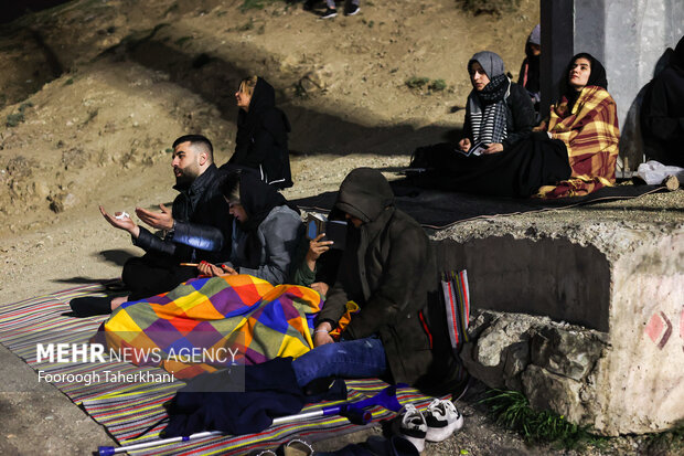 مراسم احیای شب نوزدهم ماه مبارک رمضان بامداد دوشنبه ۲۱ فروردین ۱۴۰۲ با حضور گسترده مردم تهران در کهف الشهدا برگزار شد