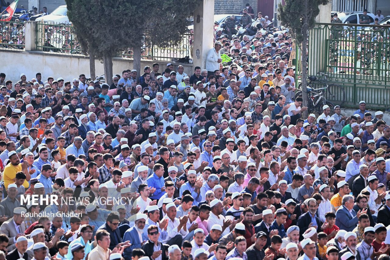 نماز عید فطر اهل سنت در گنبدکاووس