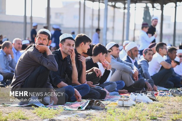 نماز عید فطر اهل سنت در گنبدکاووس