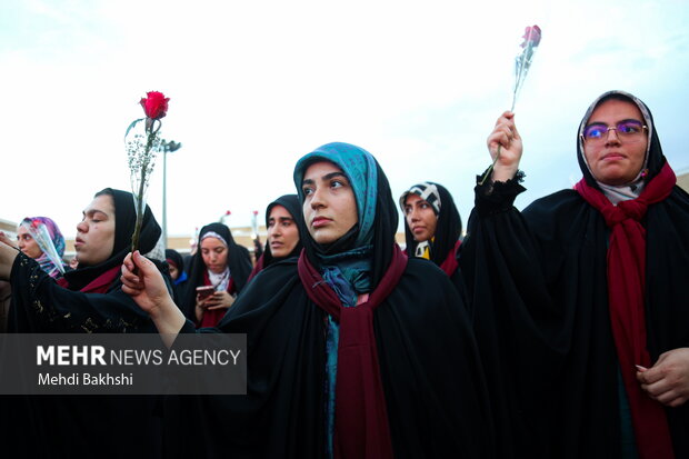 اجتماع دختران دانشجو به مناسبت روز دختر در قم