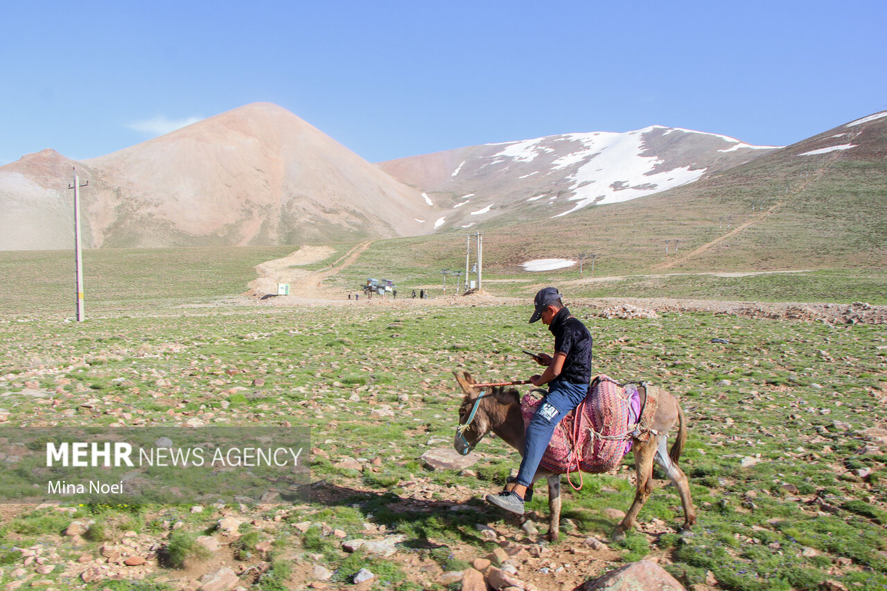 بازدید خبرنگاران از پیست اسکی سهند