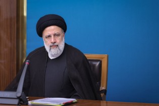 خدمات انجام شده به‌نام نظام و انقلاب اسلامی برای مردم تبیین شود