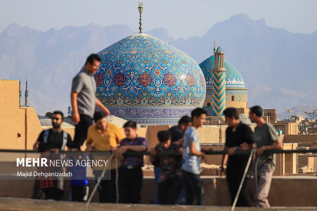 آیین سنتی «پوش کشی» در حسینیه بزرگ فهادان یزد