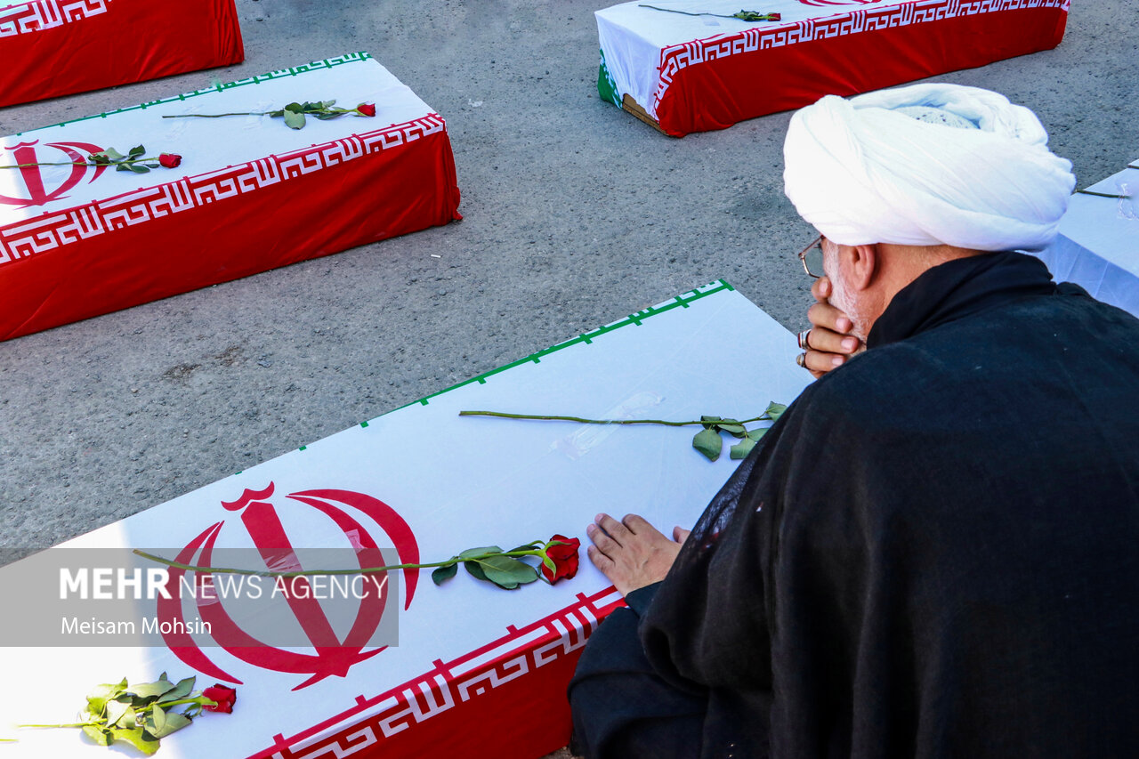 ورود پیکر ۱۸ شهید دفاع مقدس به کشور از مرز شلمچه