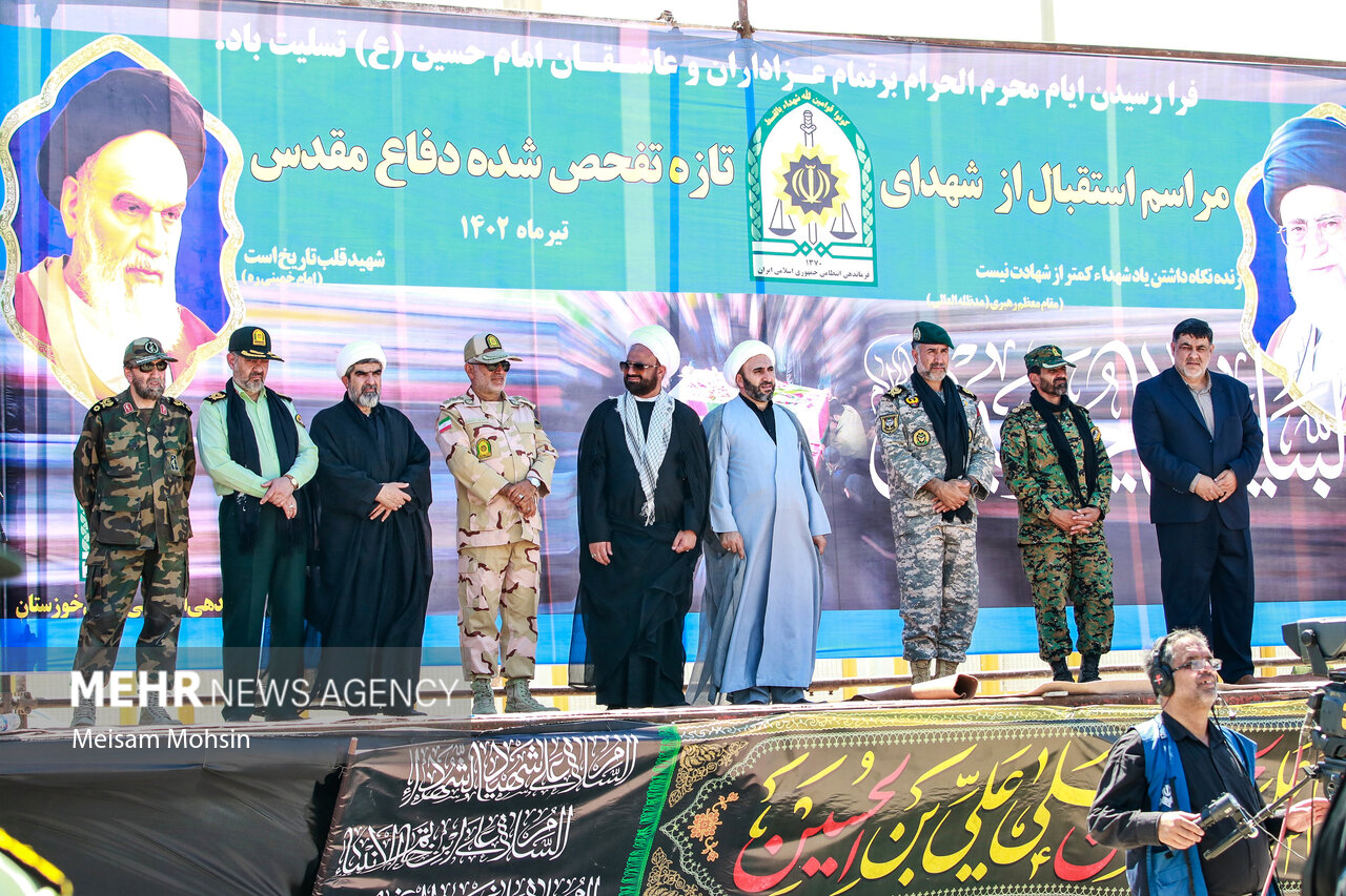 ورود پیکر ۱۸ شهید دفاع مقدس به کشور از مرز شلمچه