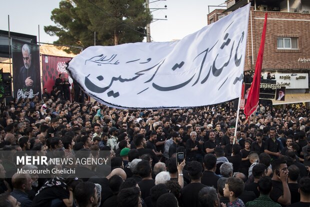 آئین معنوی نخل گردانی در شاهرود