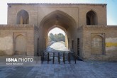 تصاویر / عایق‌بندی عرشه پل تاریخی «شهرستان» با قیروگونی