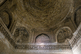 آرامگاه «محمد بن محمد بن زید بن امام سجاد(ع)» در مرو قدیم ترکمنستان قرار دارد که برجسته‌ترین بنای سلطان قلعه می‏‌باشد