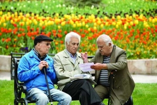 سورپرایز دولت برای بازنشستگان در اردیبهشت ۱۴۰۴/ مبلغ وام بازنشستگان تامین اجتماعی ۵۰ میلیون تومان شد